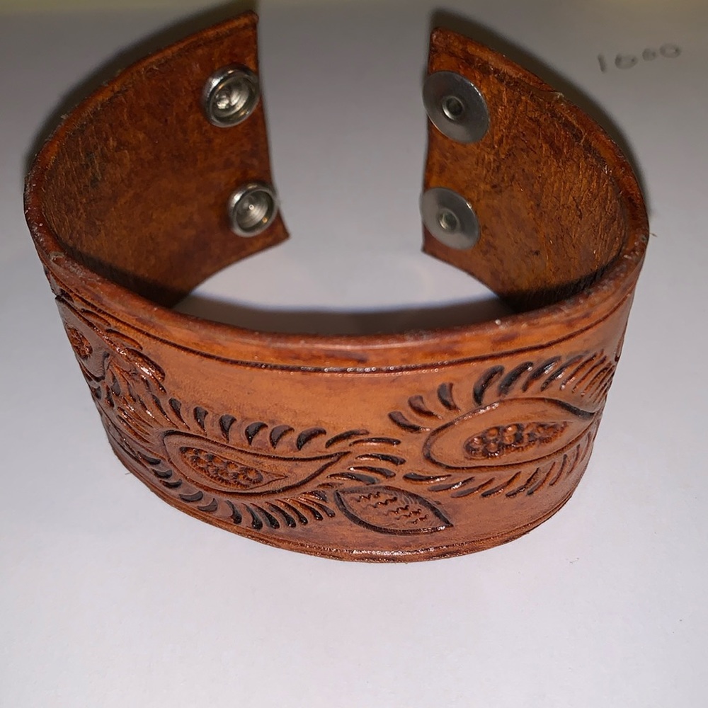 Leather Wrist Cuff/Bracelet